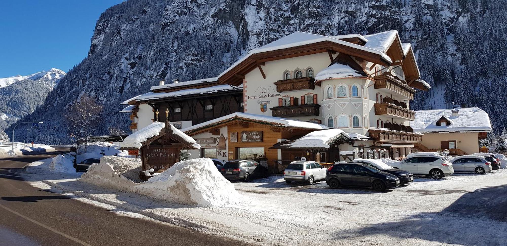 Hotel Gran Paradis كامبيتيلو دي فاسا المظهر الخارجي الصورة