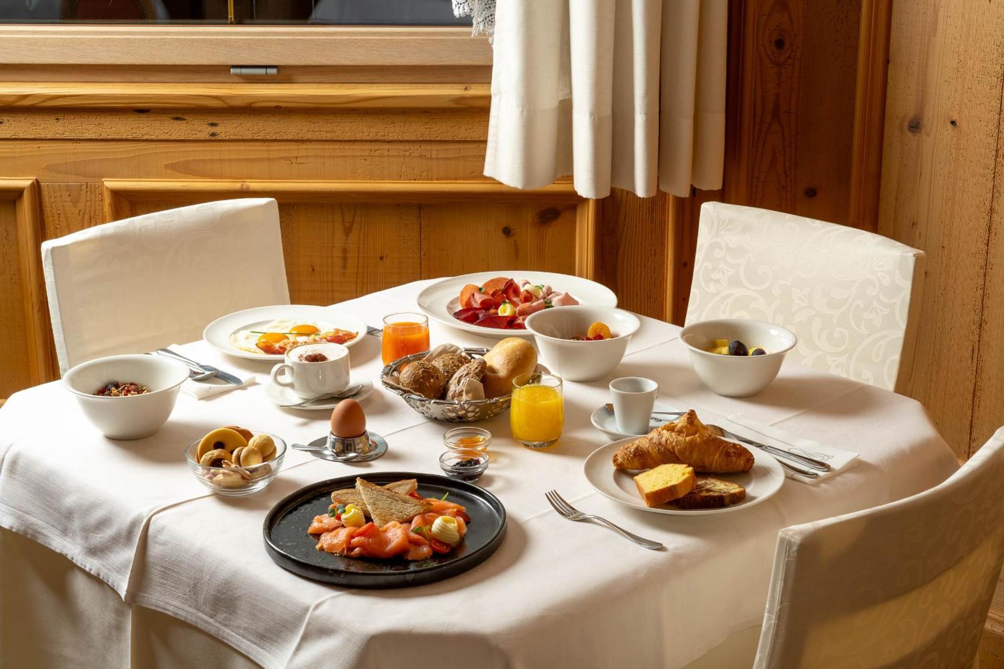 Hotel Gran Paradis كامبيتيلو دي فاسا المظهر الخارجي الصورة