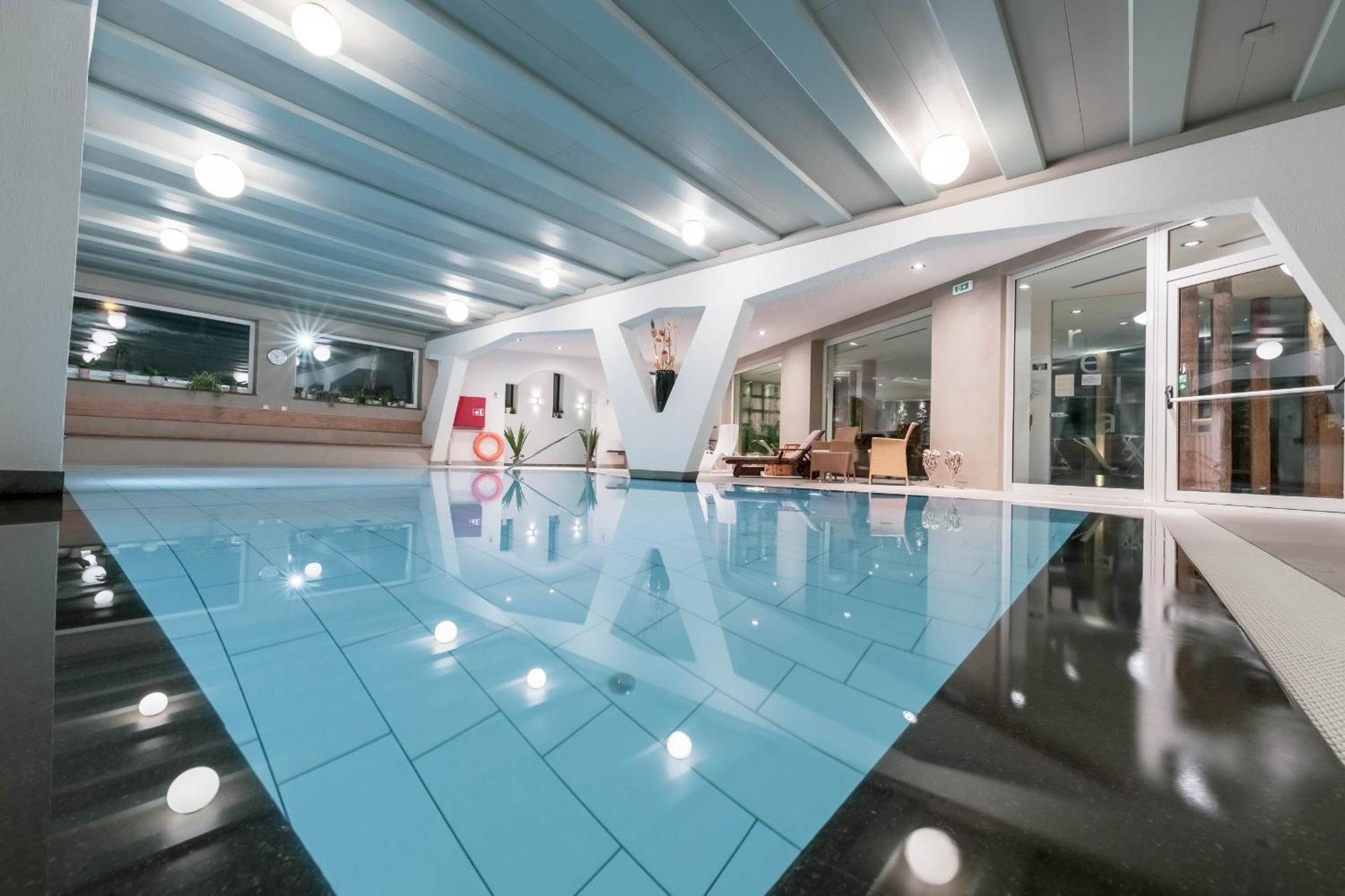 Hotel Gran Paradis كامبيتيلو دي فاسا المظهر الخارجي الصورة